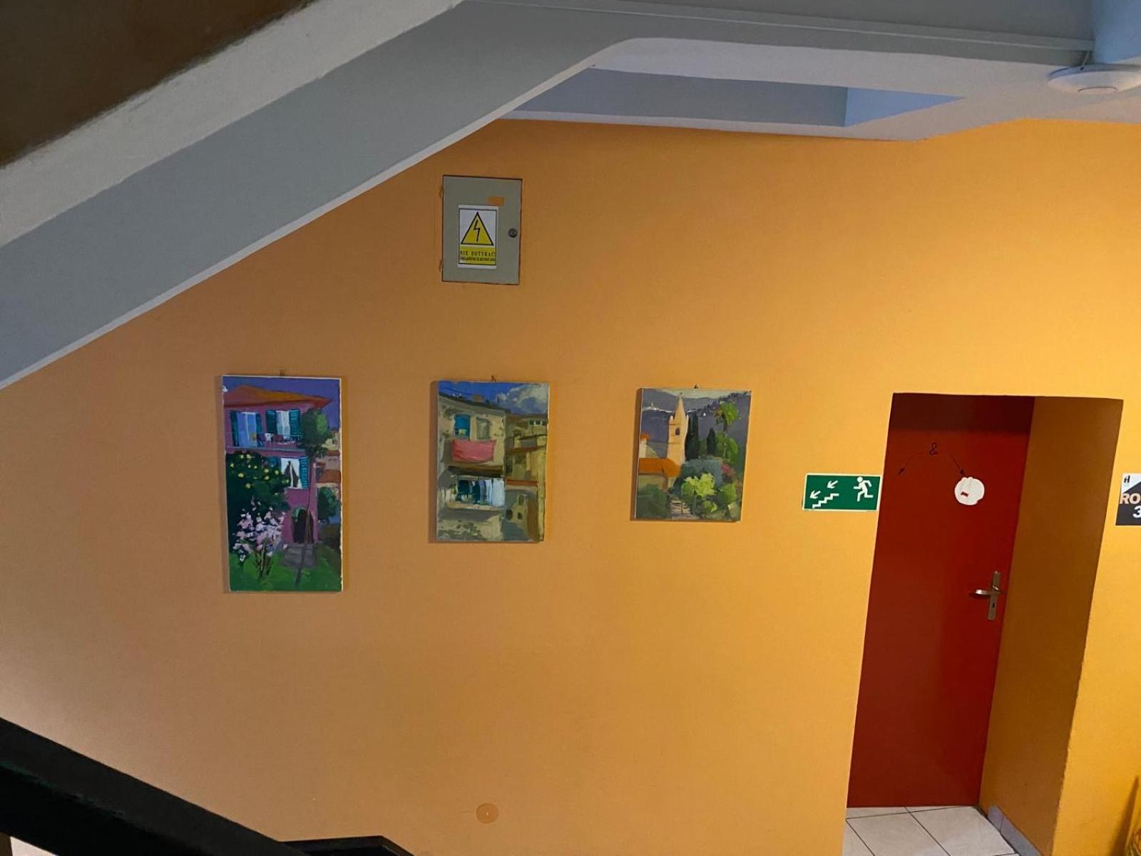 Art Inn Space Krakau Buitenkant foto